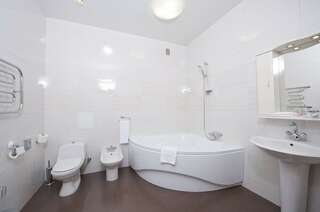 Гостиница Октябрьская Красноярск Comfort Suite, 2 Twin Beds - City View-12