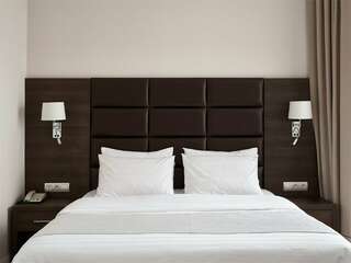 Гостиница Октябрьская Красноярск Люкс Представительский (однокомнатный)-6