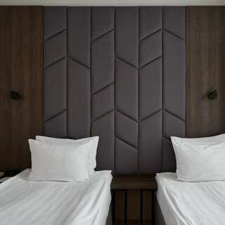 Гостиница Октябрьская Красноярск Люкс Комфорт (две кровати)-2