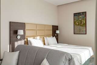 Гостиница Октябрьская Красноярск Comfort Suite, 2 Twin Beds - City View-5