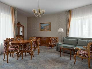 Гостиница Октябрьская Красноярск Гранд Люкс-12