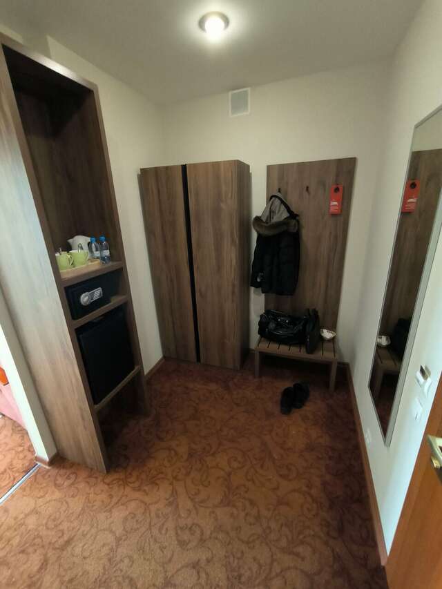 Гостиница Октябрьская Красноярск-145