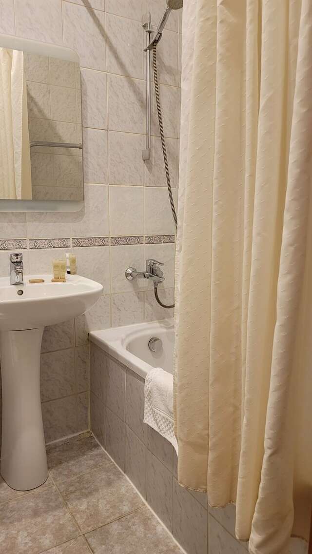 Гостиница Октябрьская Красноярск-151