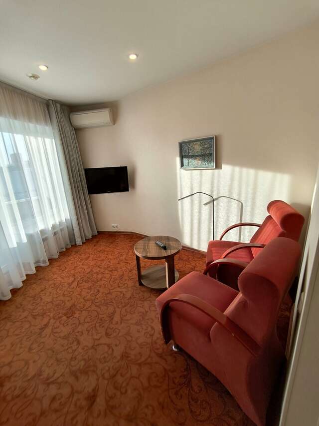 Гостиница Октябрьская Красноярск-98