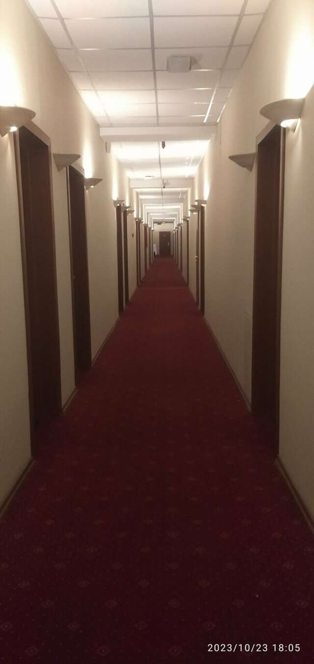 Гостиница Октябрьская Красноярск-93