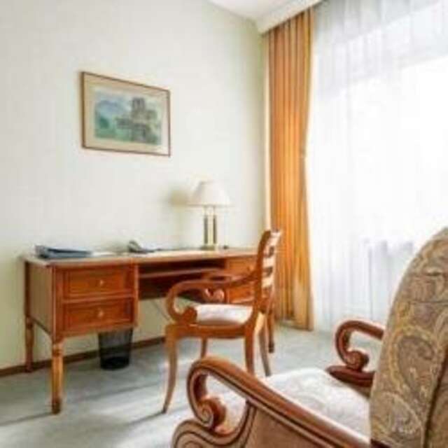 Гостиница Октябрьская Красноярск-196